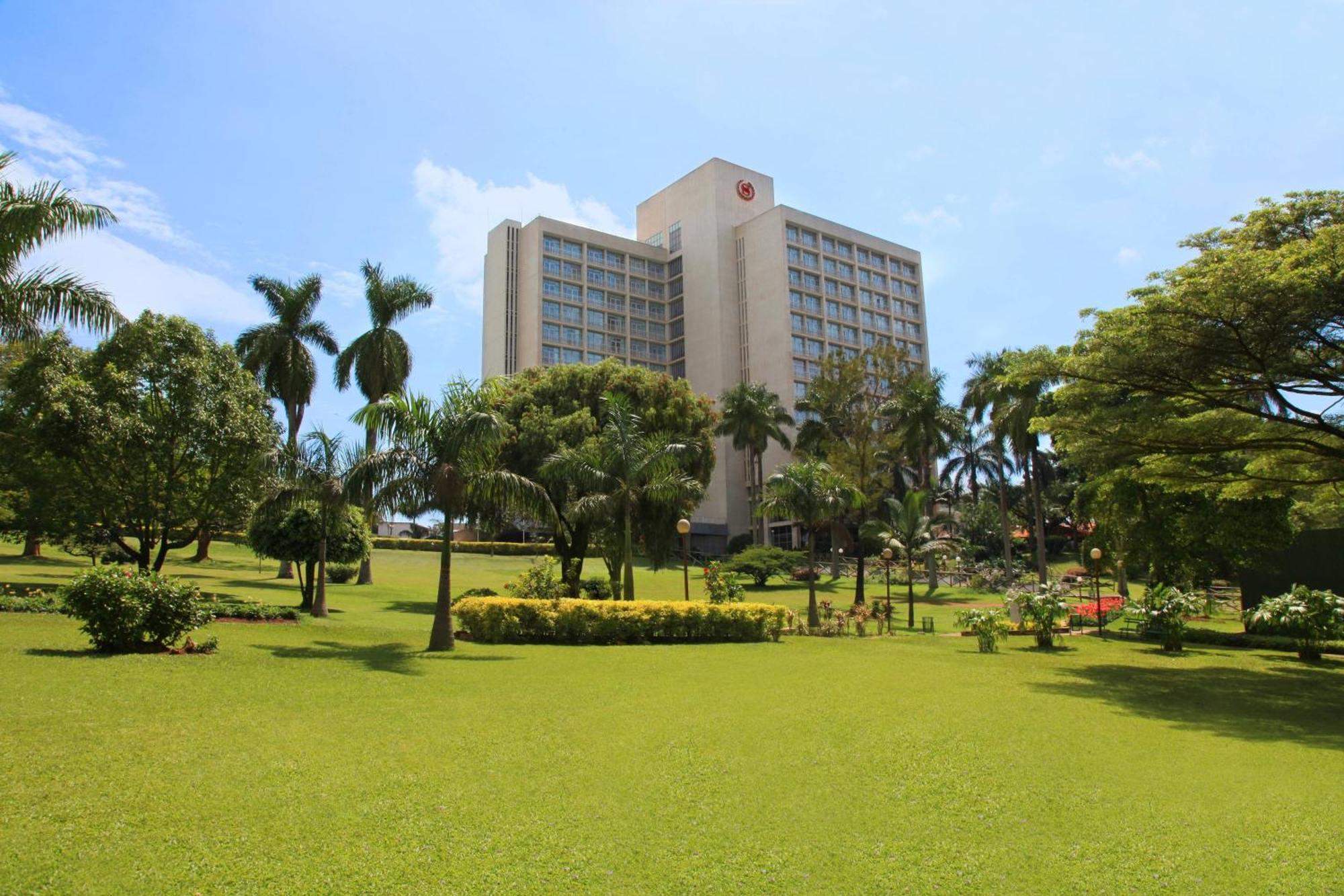Sheraton Kampala Hotel Exterior foto